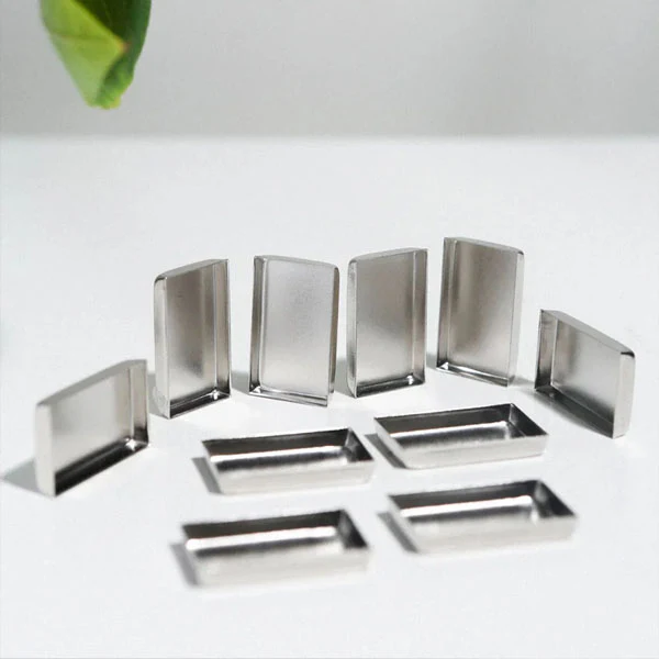 Empty Magnetic Pans - Image 19