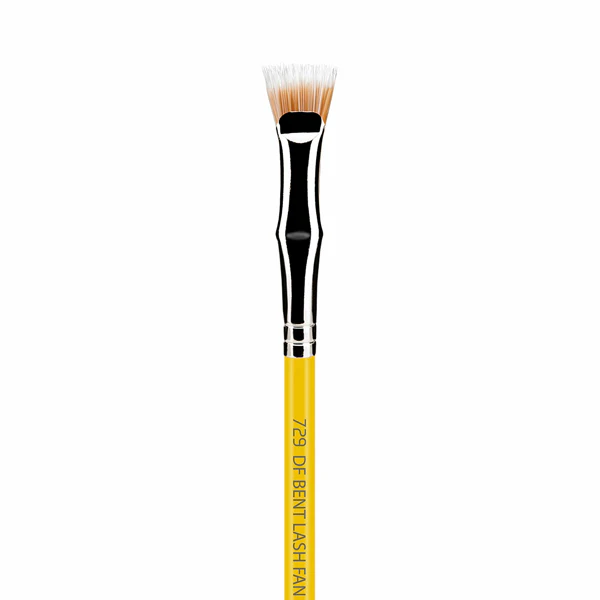 Studio Brushes 729 DF Bent Mascara Fan - Image 3