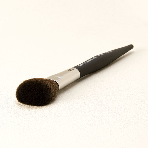 BOM105 Rounded Powder Brush - Image 4