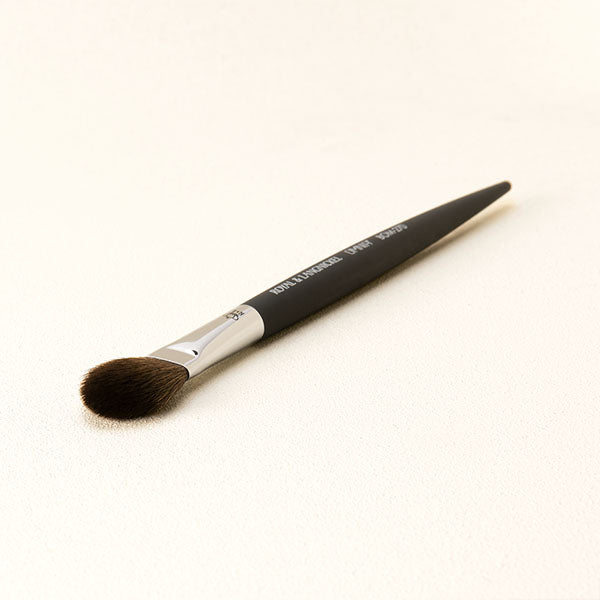 BOM270 Pointed Detail Brush - Image 4