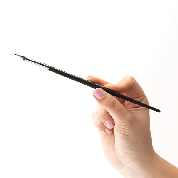 BOM475 Bent Eyeliner Brush - Image 3