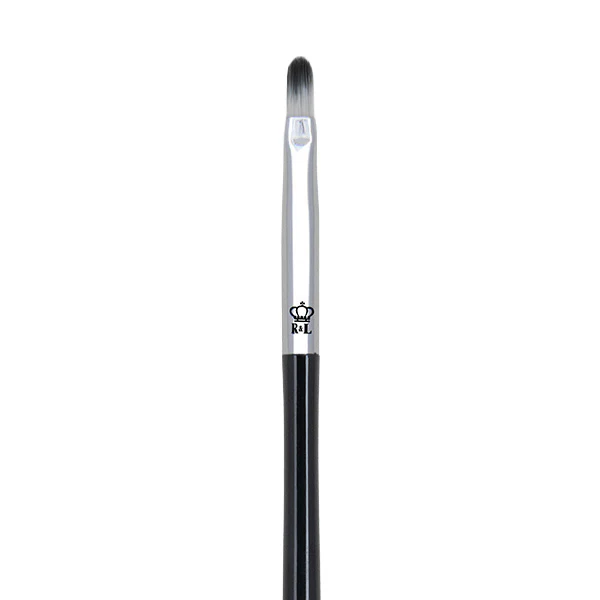 BOMX155 SFX Small Filbert Brush