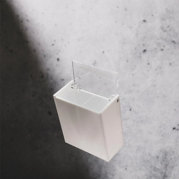 Box 1.0 - Image 9