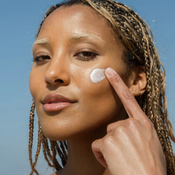 Classic Face Sunscreen Lotion - SPF50, Fragrance-Free - Image 3