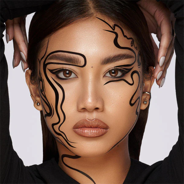 Linework Liquid Eyeliner Onyx - Image 7