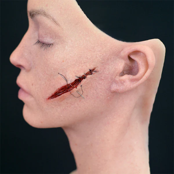Peel N' Stick Prosthetics, Stitchable Wound (Medium) - Image 3