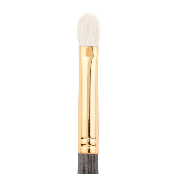 247 Flat Round Crease Brush - Image 2
