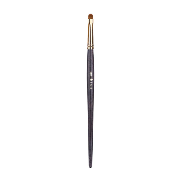304 Detailed Lip Brush