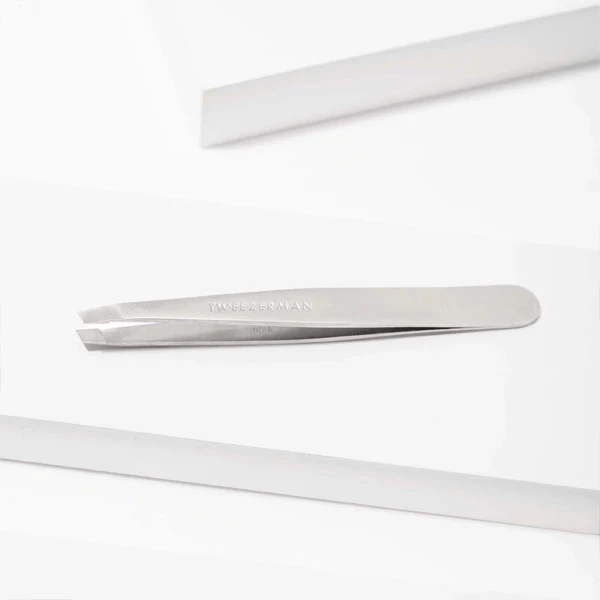 Classic Slant Tweezer - Image 5